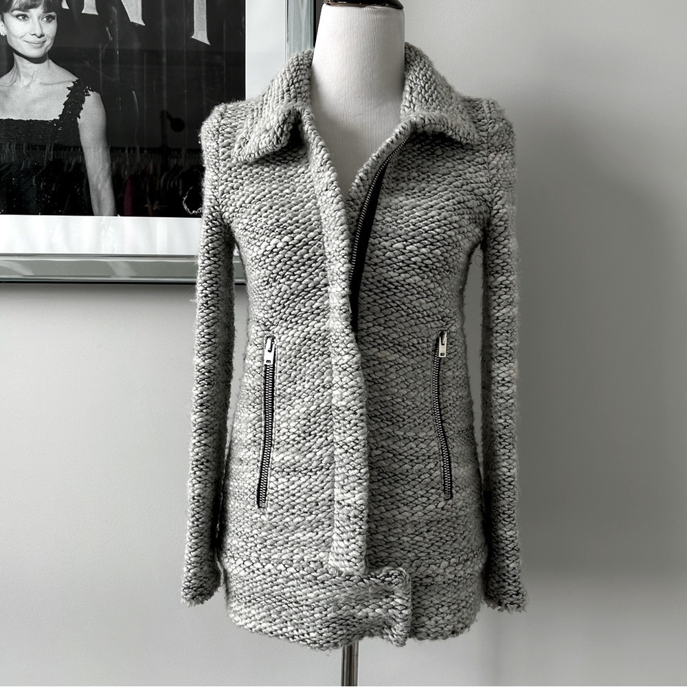 *Iro Ajuma Jacket - Picture 4 of 10